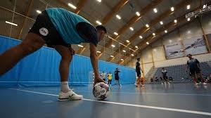 媒体人：邵佳一执教国足后，李昊成为接班颜骏凌的最热门人选