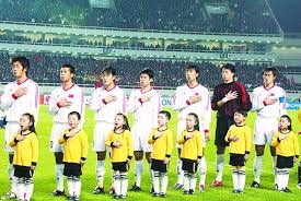 皇马帅位不稳，阿隆索可能被解雇，阿韦罗亚或成替代者，球员与主帅责任争议。